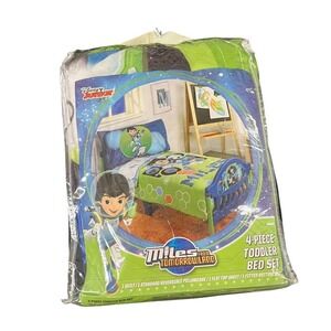 Miles From Tomorrowland Toddler Bed‎ Set 4 Piece Disney Junior